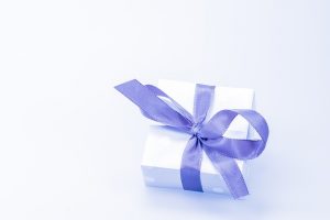 gift-548285_640